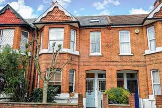 2 Bedroom Maisonette